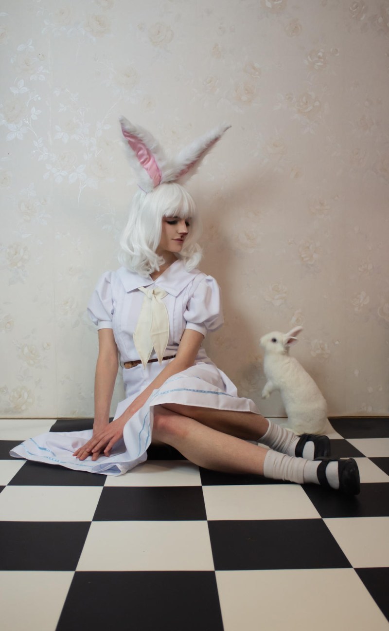 Beastars - Haru Cosplay - Caryucospre #07 - full length photo Beastars - Haru Cosplay - Caryucospre #07 - full length photo