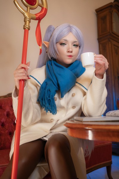 Frieren - Beyond Journeys End - Frieren Cosplay