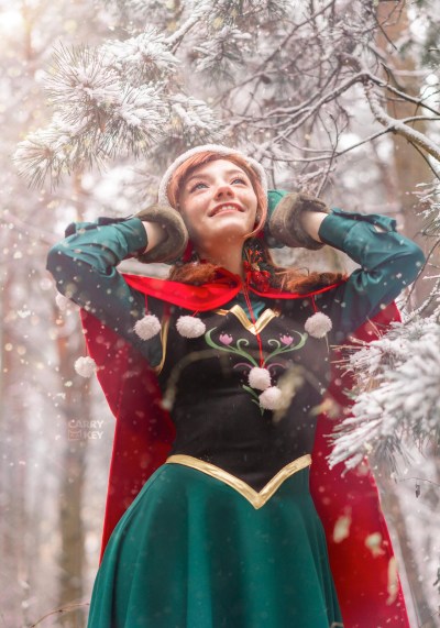 Frozen - Anna Cosplay