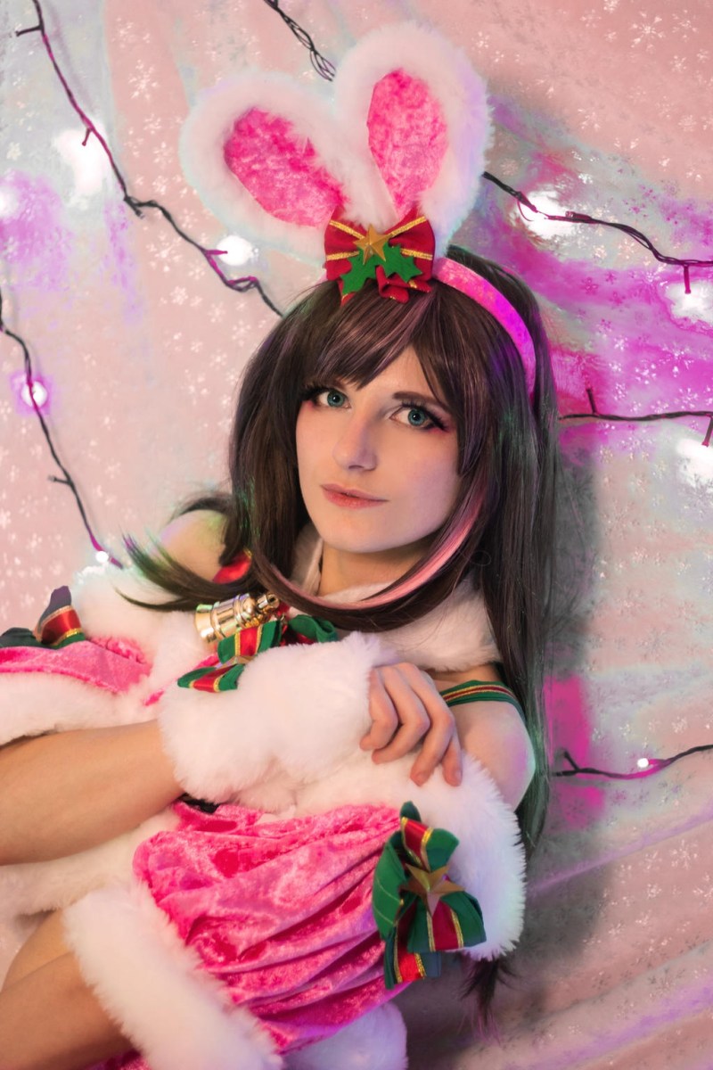 Kizuna AI Inc - Kizuna AI (Bundled Love) (Oyabun) (Christmas) Cosplay - Caryucospre #03 - full length port. Kizuna AI Inc - Kizuna AI (Bundled Love) (Oyabun) (Christmas) Cosplay - Caryucospre #03 - full length port.