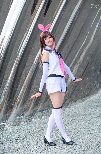 Kizuna AI Inc - Kizuna AI (Bundled Love) (Oyabun) Cosplay