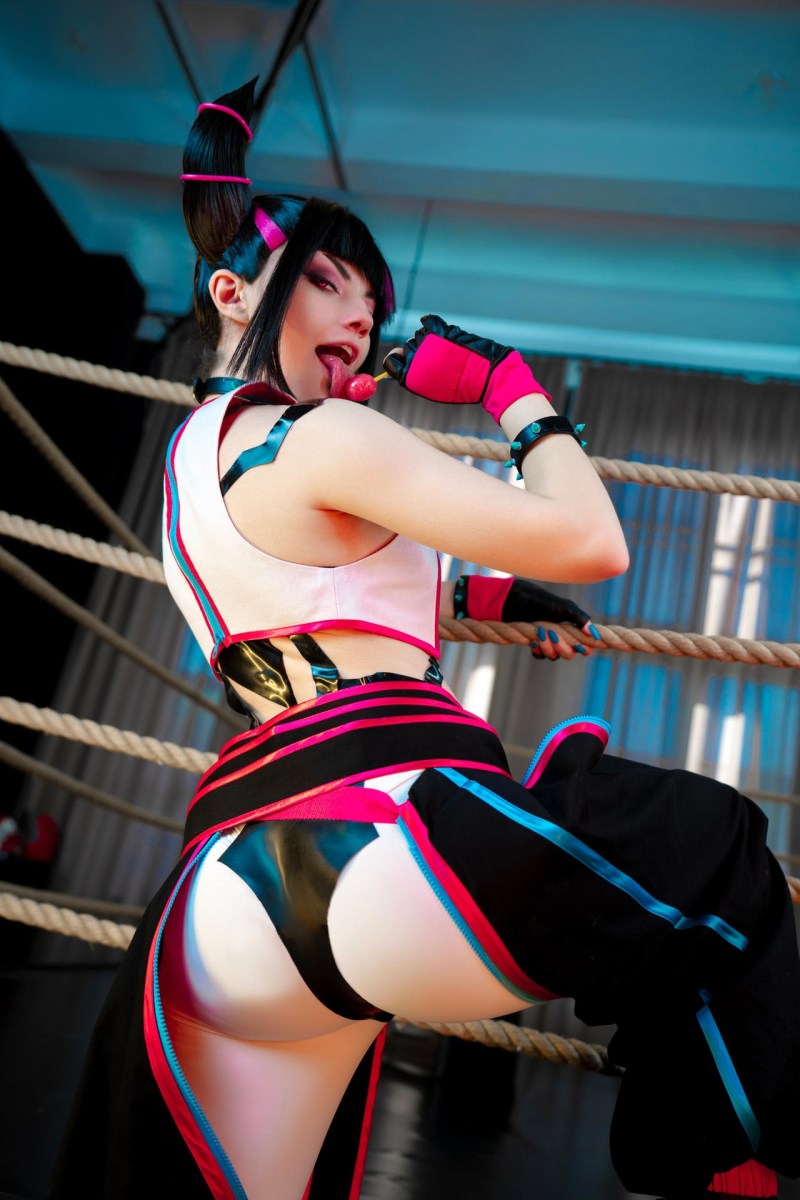 Street Fighter 4 - Juri Han Cosplay - CarryKey #0 - sophisticated character portrait Street Fighter 4 - Juri Han Cosplay - CarryKey #0 - sophisticated character portrait