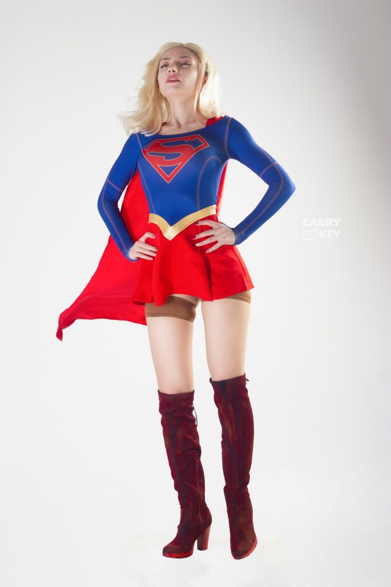Supergirl - Kara Zor-El Cosplay - CarryKey #01 - gentle costume showcase Supergirl - Kara Zor-El Cosplay - CarryKey #01 - gentle costume showcase