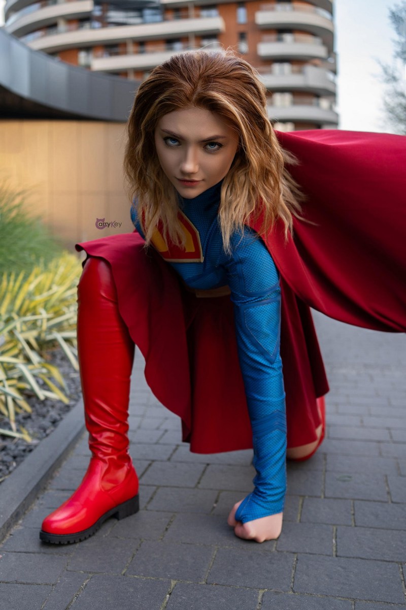Supergirl - Kara Zor-El Cosplay - CarryKey #02 - visual character exploration