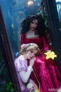 Tangled - Mother Gothel & Rapunzel Cosplay