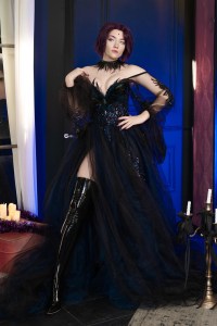 Teen Titans - Raven (Rachel Roth) Cosplay