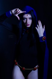 Teen Titans - Raven (Rachel Roth) Cosplay