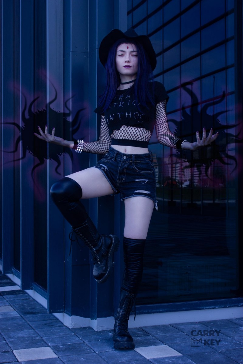 Teen Titans - Raven (Rachel Roth) (Erotic) Cosplay - CarryKey #02 - elegant capture