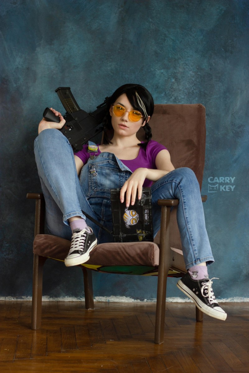 Tom Clancys Rainbow Six Siege - Dokkaebi Cosplay - CarryKey #0 - inspired capture Tom Clancys Rainbow Six Siege - Dokkaebi Cosplay - CarryKey #0 - inspired capture