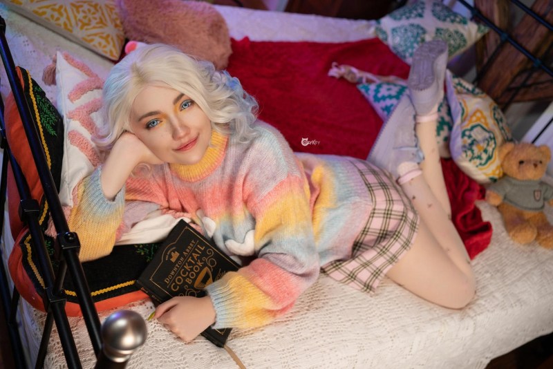 Wednesday - Enid Sinclair Cosplay - CarryKey #01 - character recreation portrait