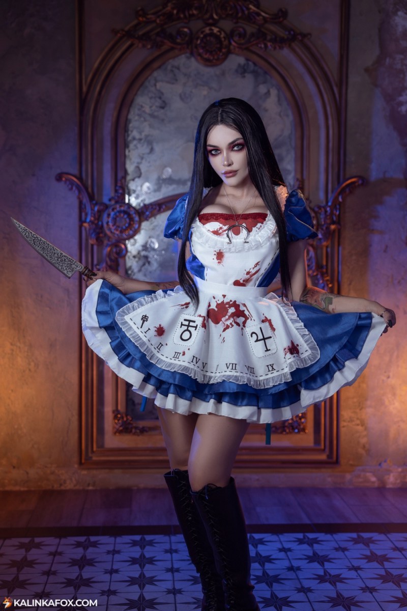 Alice - Madness Returns - Alice Cosplay - Kalinkafox #01 - full length character portrait Alice - Madness Returns - Alice Cosplay - Kalinkafox #01 - full length character portrait