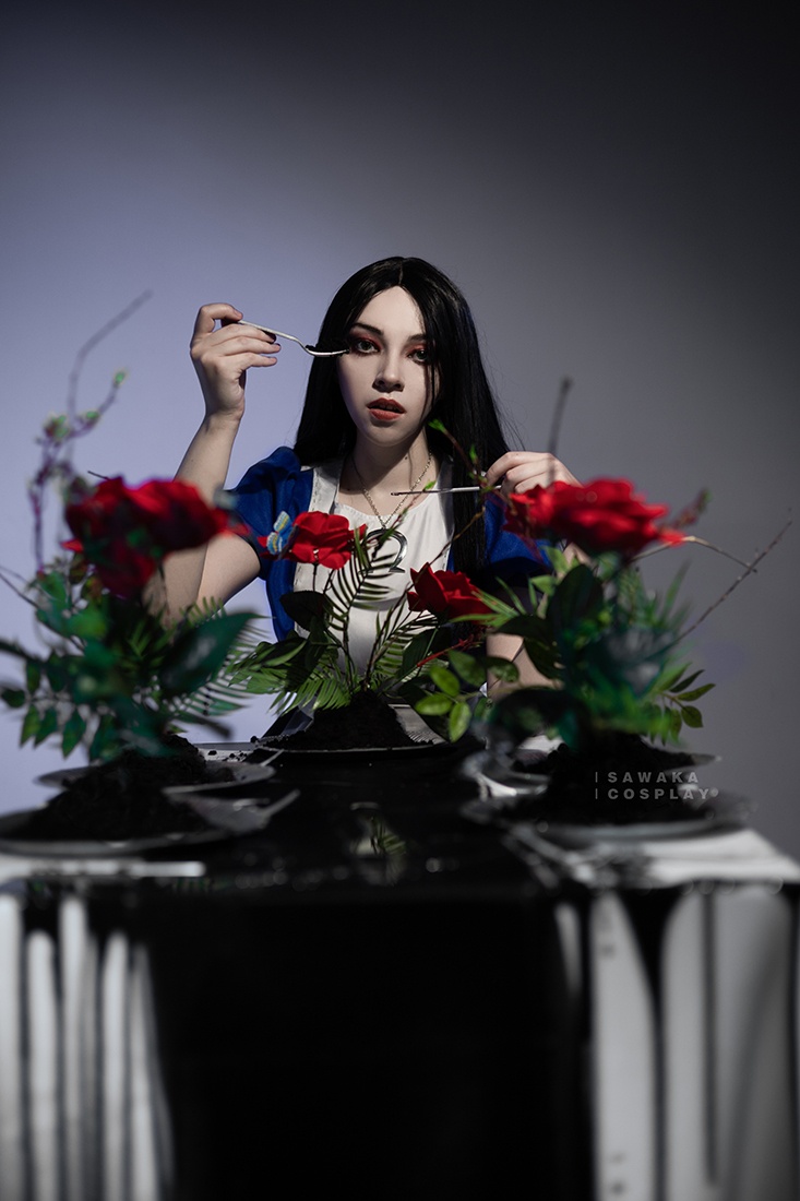 Alice - Madness Returns - Alice Cosplay - Sawakate #04 - authentic costume view