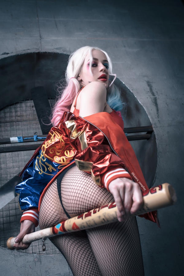 Batman - Harley Quinn (Harleen Frances Quinzel) Cosplay - Kanra #01 - elegant capture Batman - Harley Quinn (Harleen Frances Quinzel) Cosplay - Kanra #01 - elegant capture