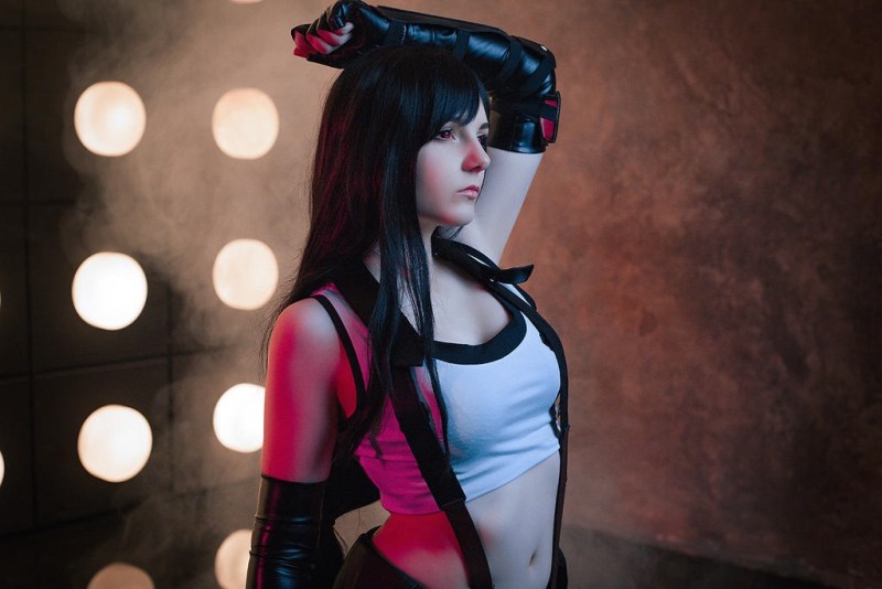 Final Fantasy 7 - Remake - Tifa Lockhart Cosplay - Atamasha #02 - expressive portrait Final Fantasy 7 - Remake - Tifa Lockhart Cosplay - Atamasha #02 - expressive portrait