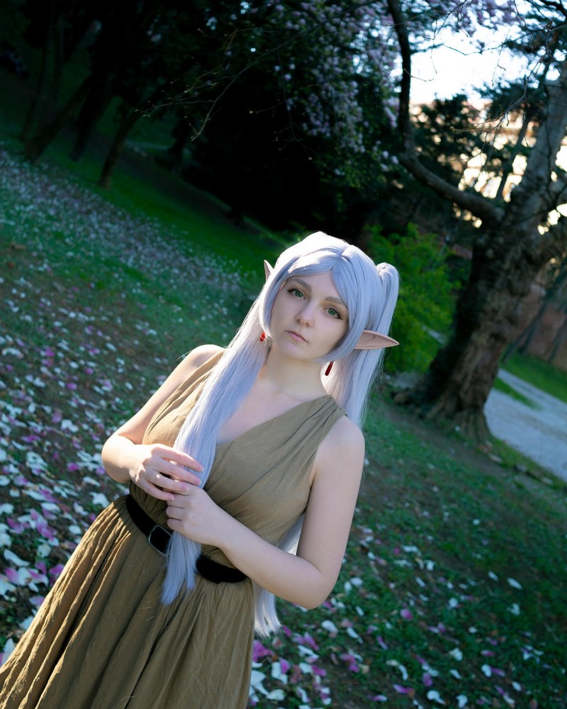 Frieren - Beyond Journeys End - Frieren Cosplay - Atamasha #03 - portrait photo