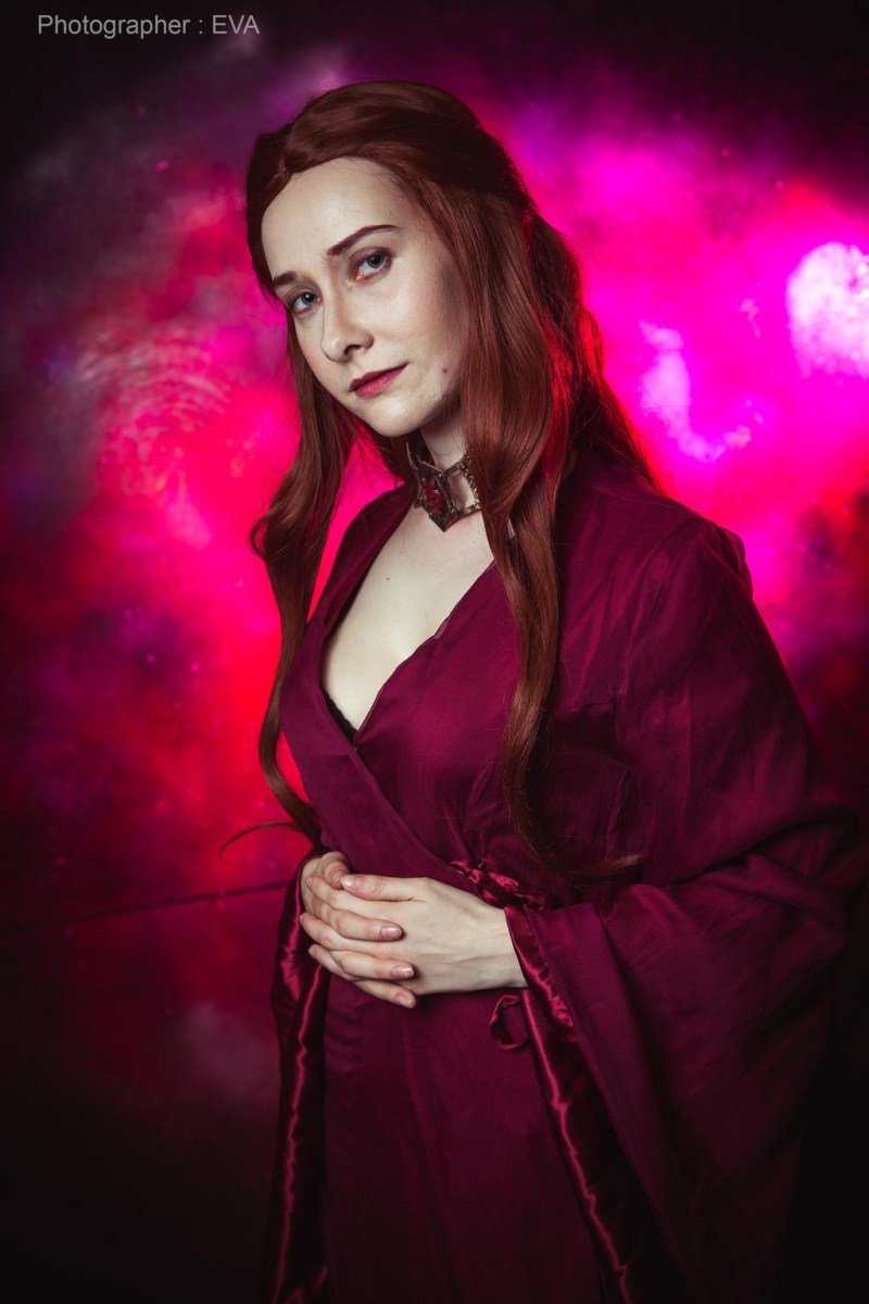 Game of Thrones - Melisandre Cosplay - Shiera13 #04 - character recreation portrait