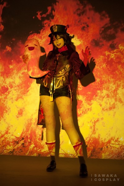 Genshin Impact - Hu Tao Cosplay