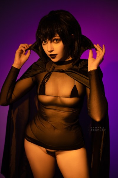 Hotel Transylvania - Mavis Dracula-Loughran (Erotic) Cosplay