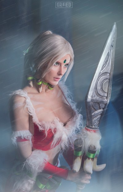 League of Legends - Nidalee (Snow Bunny) Cosplay