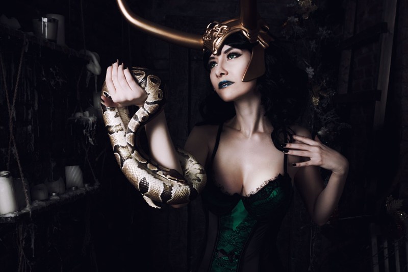 Loki - The Nexus Event - Sylvie Laufeydottir (Lady Loki) (Erotic) Cospay - Shiera13 #02 - suggestive shot