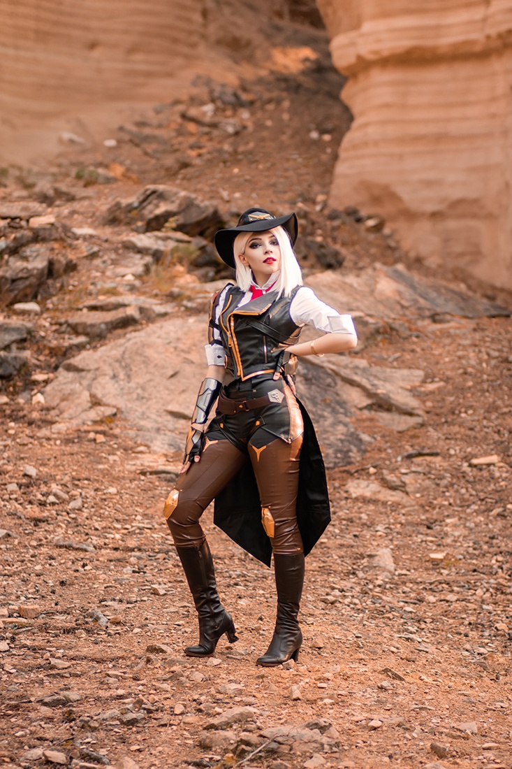 Overwatch - Ashe (Elizabeth Caledonia Calamity Ashe) Cosplay - Sawakate #03 - costume show
