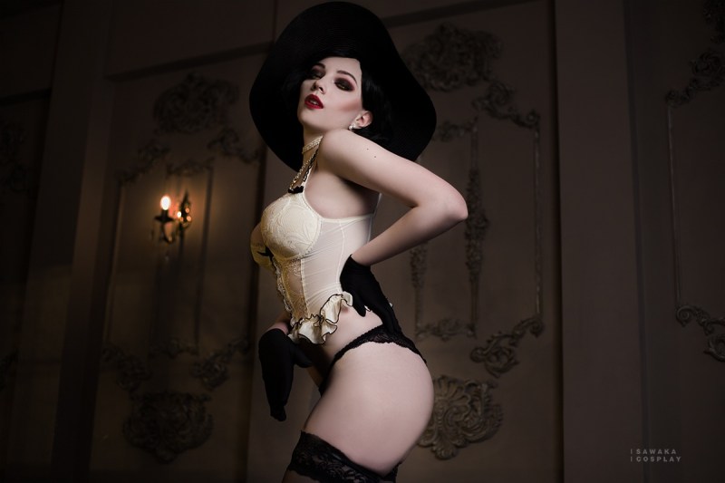 Resident Evil Village - Alcina Dimitrescu (Erotic) Cosplay - Sawakate #01 - apparel study Resident Evil Village - Alcina Dimitrescu (Erotic) Cosplay - Sawakate #01 - apparel study