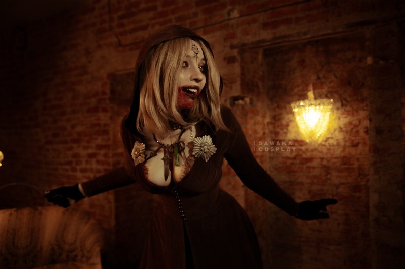 Resident Evil Village - Bela Dimitrescu Cosplay - Sawakate #02 - expressive portrait Resident Evil Village - Bela Dimitrescu Cosplay - Sawakate #02 - expressive portrait