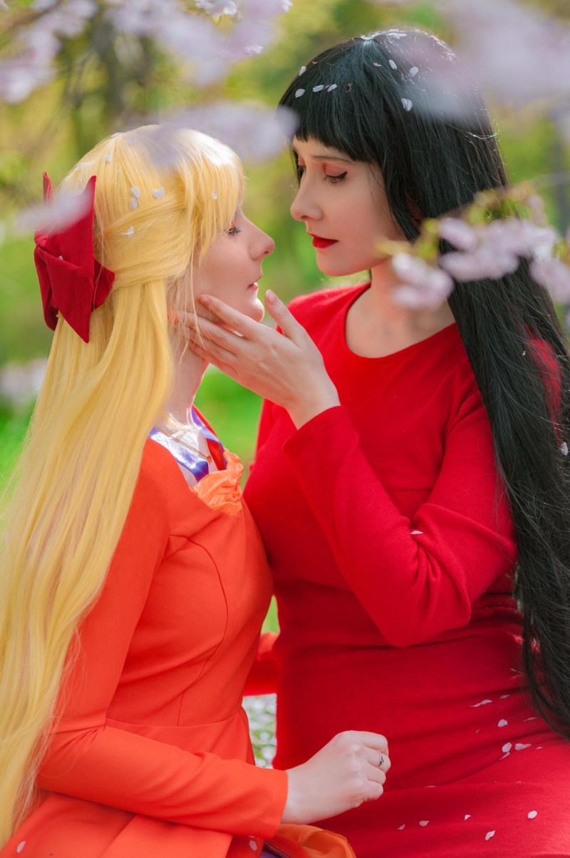 Sailor Moon - Rei Hino (Sailor Mars) &amp; Minako Aino (Sailor Venus) Cosplay - Shiera13 #01 - full body port.