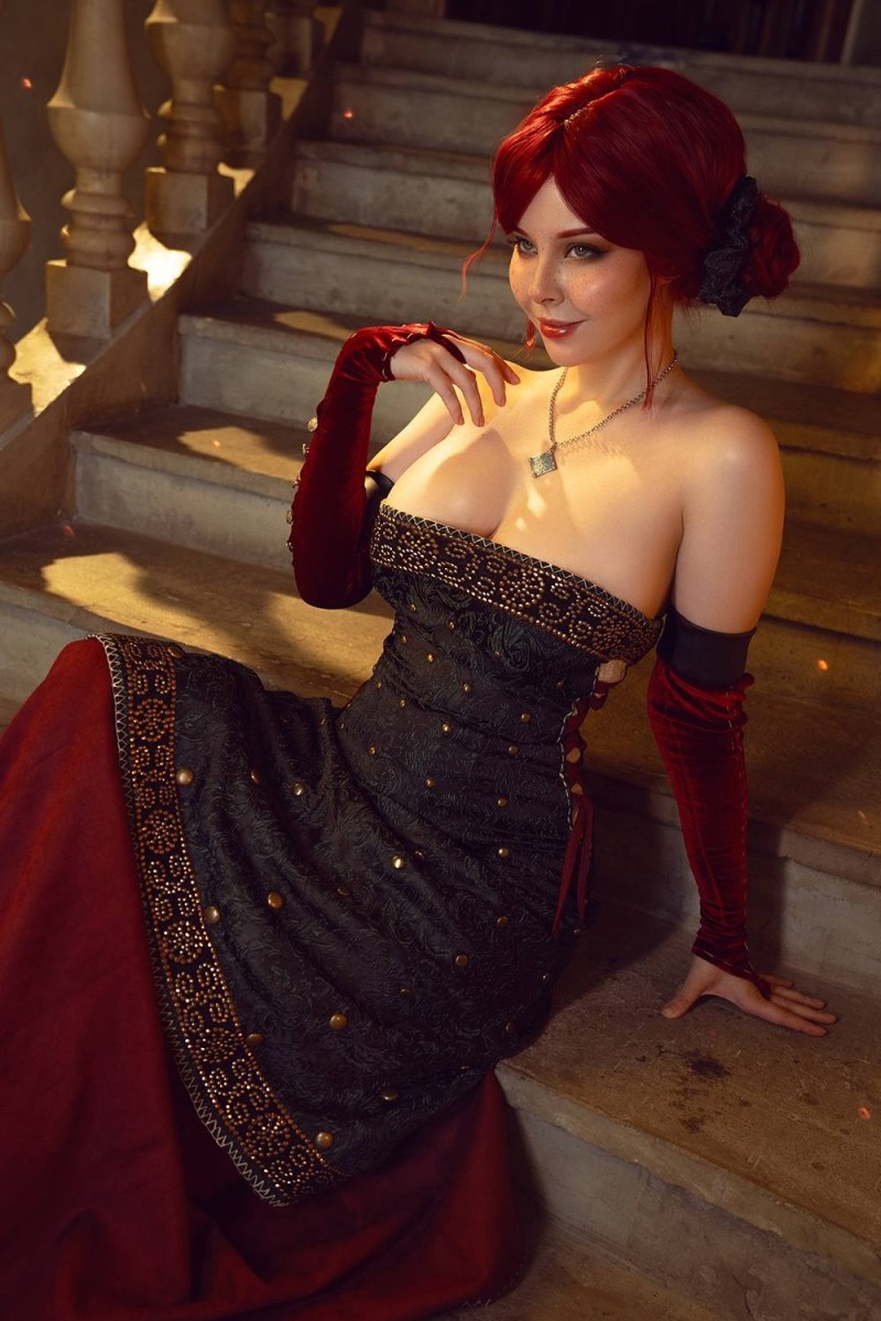 The Witcher 3 - Wild Hunt - Triss Merigold Cosplay - Disharmonica #01 - light aesthetic